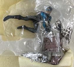 DC Direct Nightwing Cold-Cast Porcelain Limited Edition Miniature Statue 2000