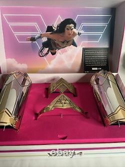 DC Wonder Woman 1984 Limited Edition Replica Set Limited Edition IN HAND #1736