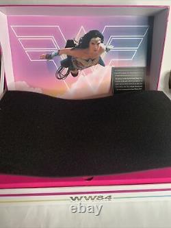 DC Wonder Woman 1984 Limited Edition Replica Set Limited Edition IN HAND #1736
