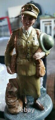 DOULTON Military Figure AUXILIARY TERRITORIAL SERVICE HN4495 Limited Edition