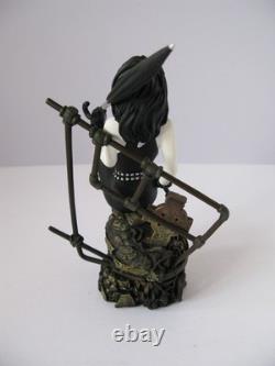 Death (dc Direct) Hand Painted Cold Cast Porcelain Statue Limited Edition
