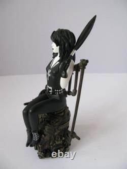 Death (dc Direct) Hand Painted Cold Cast Porcelain Statue Limited Edition