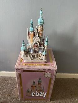 Disney Castle Collection Large Tangled Castle Light Up Limited Edition Rapunzel