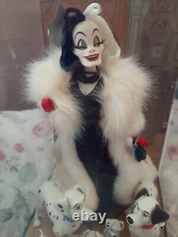 Disney Designer Folktale Series LE Cruella De Vil Doll 101 Dalmatians
