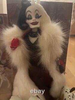 Disney Folktale Series Designer Cruella De Vil and Dalmatians Limited Edition