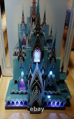 Disney Frozen Arendelle Castle Collection Light-Up Figurine Limited Edition New