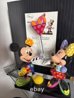 Disney Mickey & Minnie Figurine By Romero Britto A Heart Balloon Limited Edition