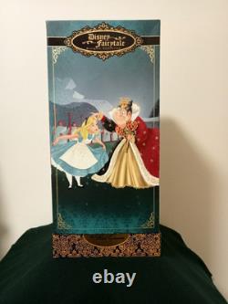 Disney Store Limited Edition Dolls Alice Red Queen Of Hearts Heroes & Villains