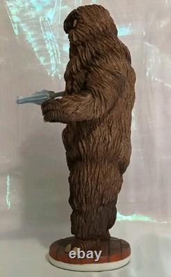 Doctor Who Yeti Web Of Fear Robert Harrop Limited Edition Figurine 34/300 WHO12