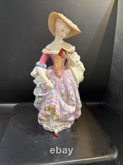 EXQUISITE FRANKLIN MINT VICTORIA & ALBERT MUSEUM FIGURINE limited Edition