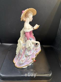 EXQUISITE FRANKLIN MINT VICTORIA & ALBERT MUSEUM FIGURINE limited Edition