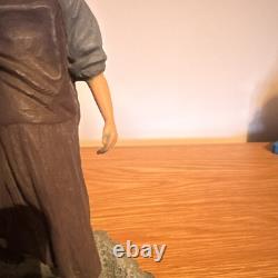 Elisa Figurine #9118 Esther #593 from a Limited Edition of 1000 Rare Collectible