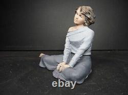 Elisa Figurine #9702 Suspiro (Sigh) #684 from a Limited Edition of 5000