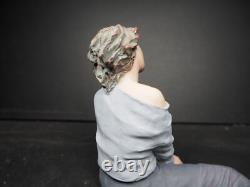 Elisa Figurine #9702 Suspiro (Sigh) #684 from a Limited Edition of 5000