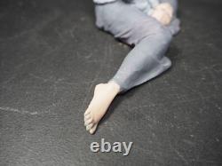 Elisa Figurine #9702 Suspiro (Sigh) #684 from a Limited Edition of 5000