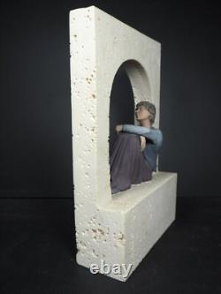 Elisa Figurine Limited Edition of 5000