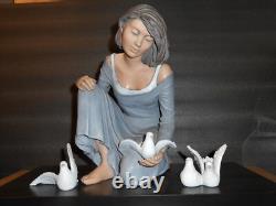 Elisa Figurine/Sculpture, Limited Edition of 2000, Very Rare, Now Depleted