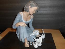 Elisa Figurine/Sculpture, Limited Edition of 2000, Very Rare, Now Depleted