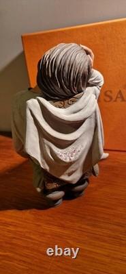 Elisa figurine 9206 Pensive- Lovely Condition, Limited Edition of Just 5000