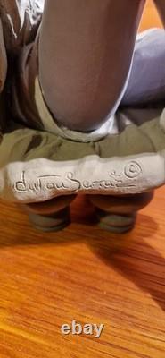 Elisa figurine 9206 Pensive- Lovely Condition, Limited Edition of Just 5000