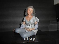 Elisa figurine/Sculpture, Romantic Moments Collection, Limited Edition of 2000