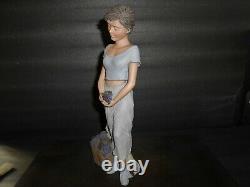 Elisa figurine/sculpture, Intimacy Collection Limited Edition of 5000