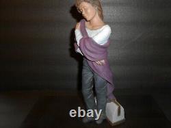 Elisa figurine/sculpture, Intimacy Collection, Limited edition of 5000