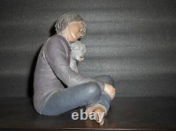 Elisa figurine/sculpture, Intimacy Collection, Limited edition of 5000 Depleted