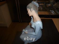Elisa figurine/sculpture, Limited Edition of 5000