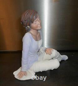 Elisa figurine/sculpture, Limited Edition of 5000, From the Together collection