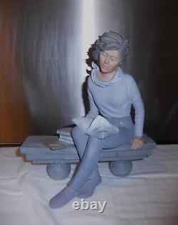 Elisa figurine/sculpture, Limited edition of 5000