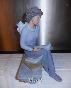 Elisa figurine/sculpture, Limited edition of 5000