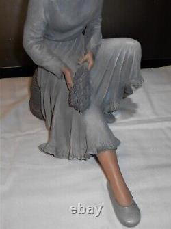 Elisa figurine/sculpture, Limited edition of 5000 Romantic Moments Collection