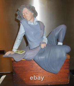 Elisa figurine/sculpture, Limited edition of 5000 from the Grace Collection