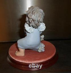 Elisa figurine/sculpture, Limited edition of only 5000. Sweet Moment Collection