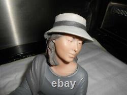 Elisa figurine/sculpture, (Repaired) Limited edition of 5000