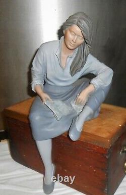 Elisa figurine/sculpture, Romantic moments Collection Limited Edition of 5000