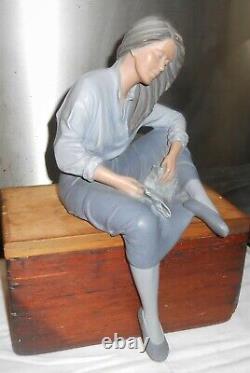 Elisa figurine/sculpture, Romantic moments Collection Limited Edition of 5000