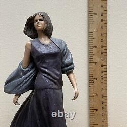 Elisa figurine sculpture Walking Limited Edition 587 of only 1000 Rare (M)