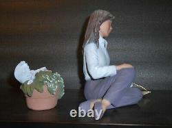 Elisa figurine/sculpture, from the Gaudi Collection. Limited edition, Stunning