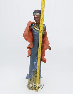 Figurine Tribes of Africa Isina Limited Edition 1178 / 1500 African Stat