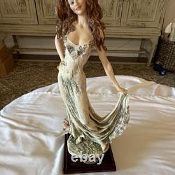 Florence Giuseppe Armani Limited Edition Woman Figurine 1998 Signed Resin Matte