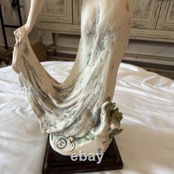 Florence Giuseppe Armani Limited Edition Woman Figurine 1998 Signed Resin Matte