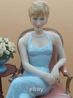 Forever Diana Limited Edition The Franklin Mint Figurine Flowers & Book Rare