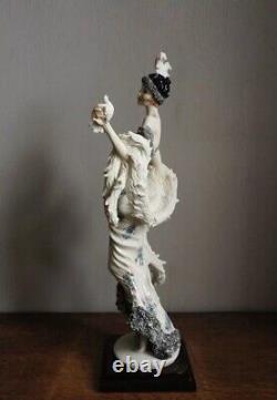 G. Armani Figurine Kelly Lady Statue Porcelain LIMITED EDITION N Sculpture 1290C