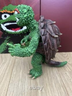 GROMERA Bottleneck Gallery Resin Figure Cookiezilla