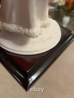 Gisseppi Armani Figurine Hand Signed Limited Edition Rare