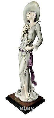Giuseppe Armani Florence Figurine Grace 0383C Includes COA Rare Limited Edition