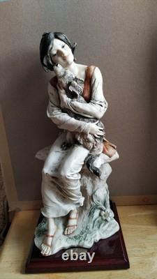 Giuseppe Armani Florence Figurine Silvia Porcelain Limited Edition Signed