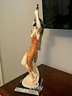 Giuseppe Armani LADY WITH PEACOCK Ltd Ed Sculpture / Figurine 871C